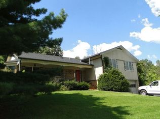 4213 Deerfield Ln, Cookeville, TN 38506