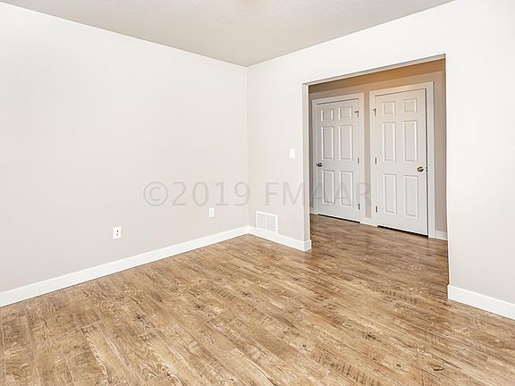 5th image of 2252 14th St W