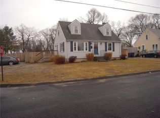 130 Palace Ave, Warwick, RI 02886