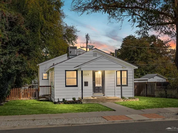 227 W D St, Tehachapi, CA 93561