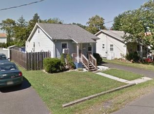 272 Prospect Ave, Laurence Harbor, NJ 08879