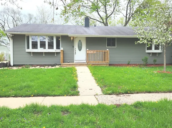 1730 Kingston Cir, Carpentersville, IL 60110