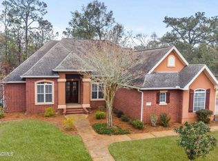 2103 Whitney Oaks Dr, Ocean Springs, MS 39564