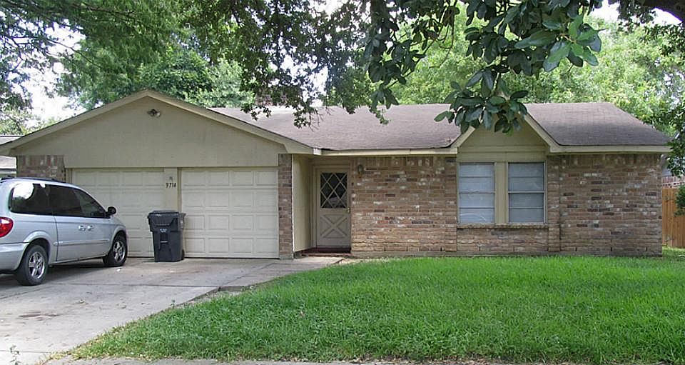 1st image of 9714 Desert Flower Ln