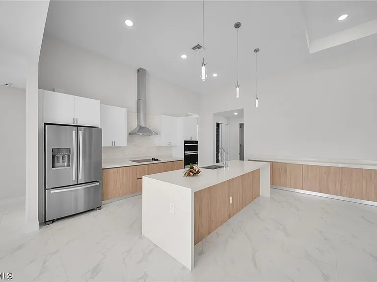 1430 SE 23rd St — Photo 10
