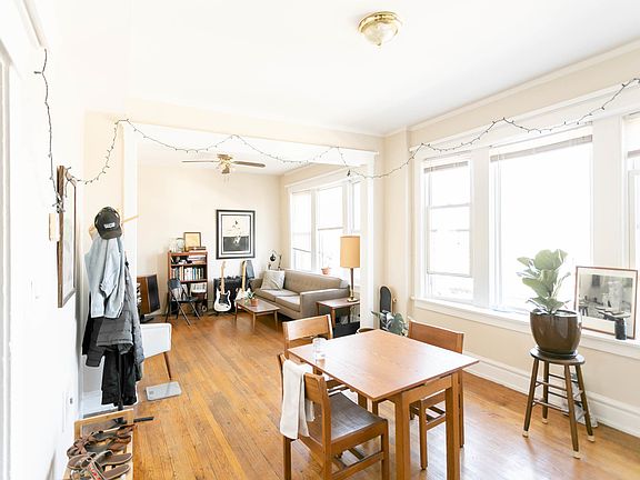 4th image of 1550 S Homan Ave #3