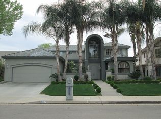 867 E Catalina Cir, Fresno, CA 93730