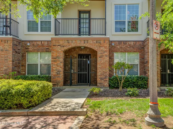 2115 Main St, Lubbock, TX 79401