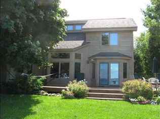 5700 M 66 N, Charlevoix, MI 49720