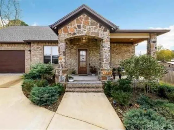 1129 Essex Dr, Benton, AR 72019