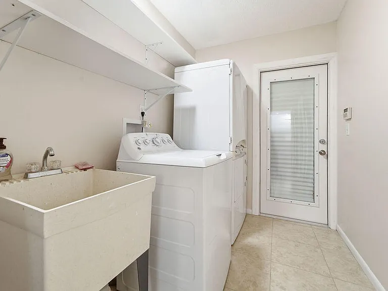 5562 Reynolds Rd — Photo 28