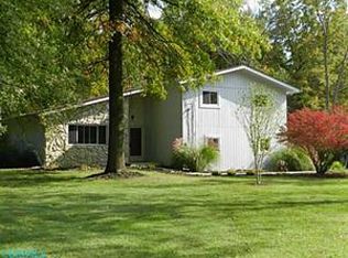 7310 Lee Rd, Westerville, OH 43081