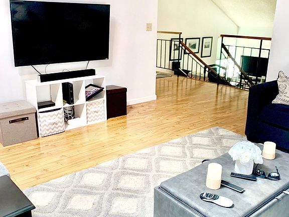 5th image of 45034 Imnaha Ct