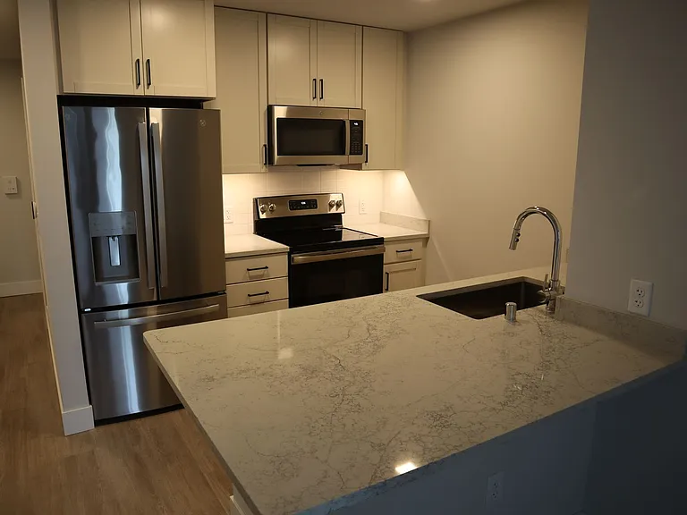 The Adria 179 W. Wilson St. — Photo 25