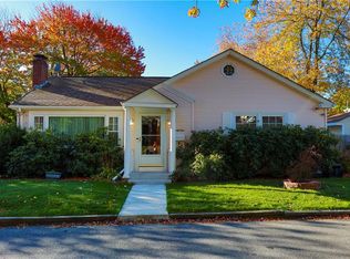 49 Maplecrest Ave, North Providence, RI 02911