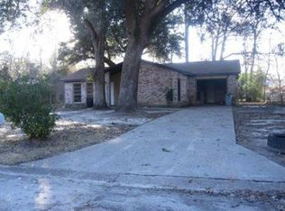 10013 Oakwood Park Dr, Moss Point, MS 39562