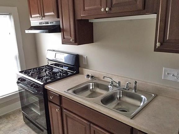 2nd image of 2843 N Downer Ave