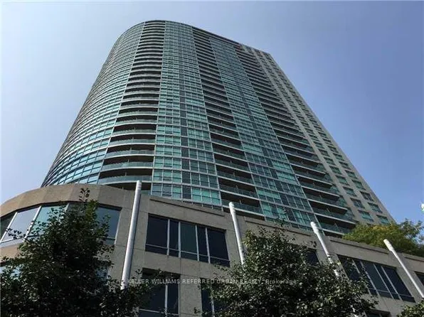 18 Yonge St, Toronto, ON