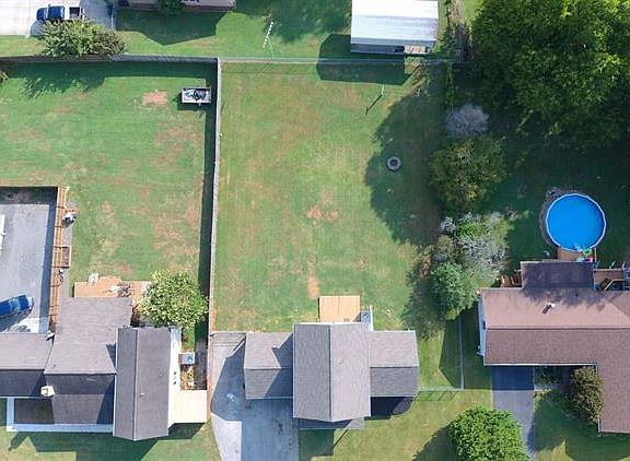 2nd image of 737 Montvue Dr