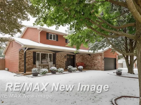 8889 Crooked Creek Dr, Saginaw, MI 48609