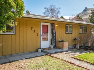 717 S Grandview Ave, Wenatchee, WA 98801