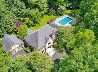 124 Porchuck Rd, Greenwich, CT 06831