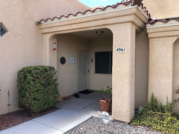 3rd image of 4961 Mission Dr