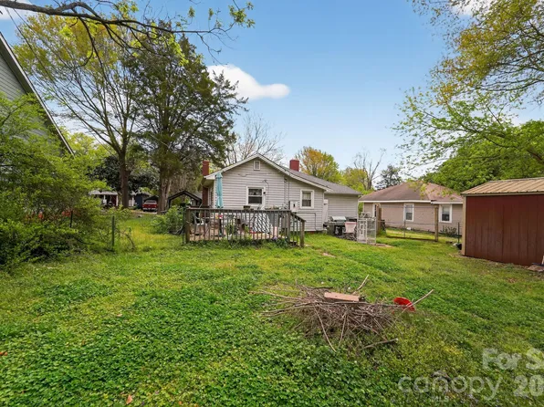 1043 Wellman St, Gastonia, NC 28054