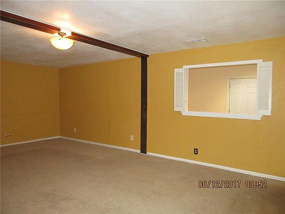 3rd image of 209 Bryan Dr