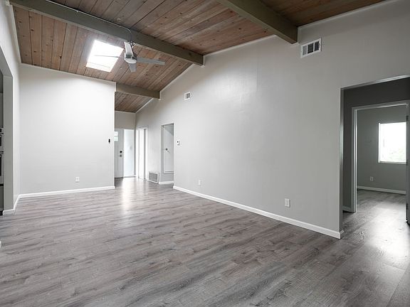 4th image of 5014 Chaparral Way