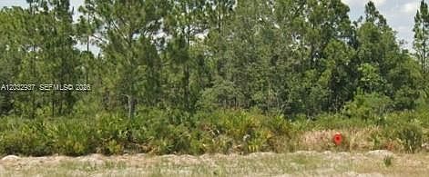 2nd image of 3011 W Dixon Rd