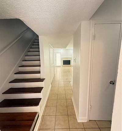 2nd image of 110 Sandra Del Mar Dr