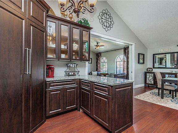5th image of 12710 Pine Way Dr