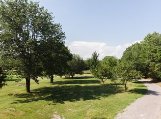 5036 Chicken Rd, Lebanon, TN 37090