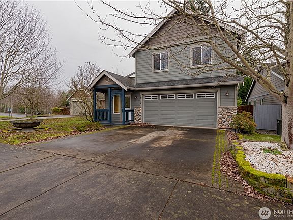 2nd image of 1720 Fruitland Dr