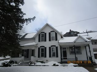 14 1st St NW, Faribault, MN 55021