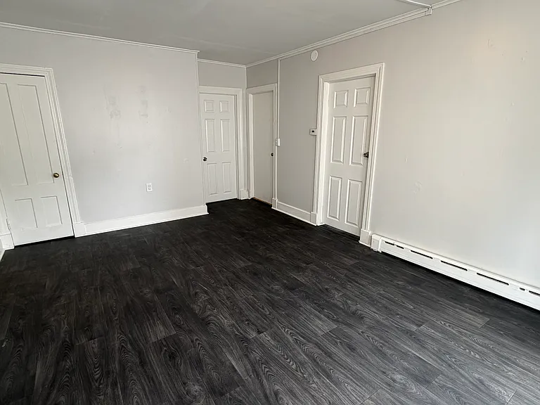 270 Crystal Ave #1 — Photo 9
