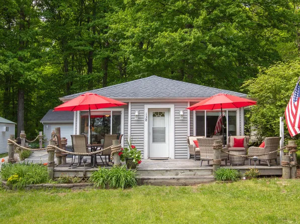 138 Diamond Isle, Cassopolis, MI 49031