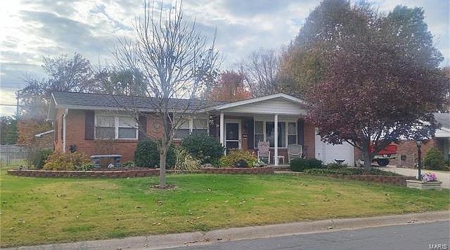 1st image of 121 Stolze Dr