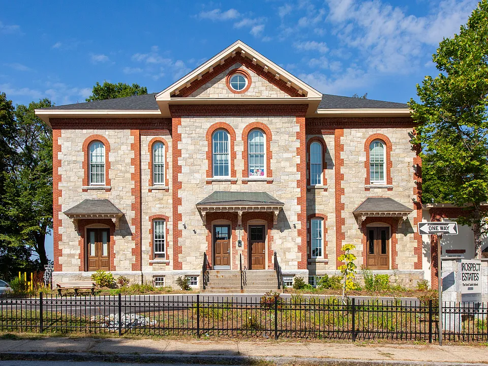 41 Prospect St #4