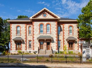 41 Prospect St #4, Webster, MA 01570