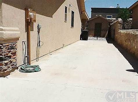 1st image of 12071 Bradbury Dr