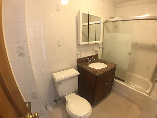 Rented by Rapid Realty Sunset Park Inc | media 13