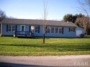 214 Clubhouse Dr, Varna, IL 61375