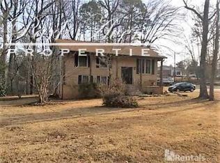 9208 Thayer Rd, Charlotte, NC 28214