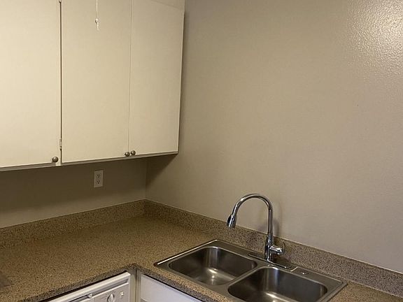 lots of counter space!