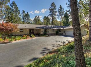 151 Harper Loop, Grants Pass, OR 97527