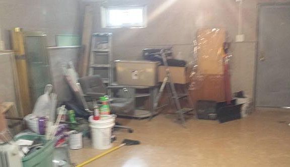 3rd image of 50 Kenilworth Pl APT 1B