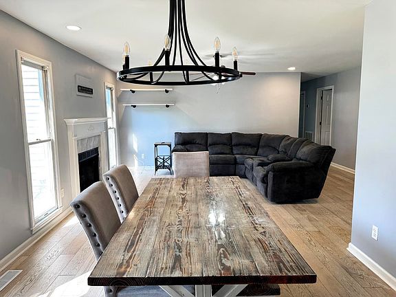 5th image of 181 Saddlebrook Way