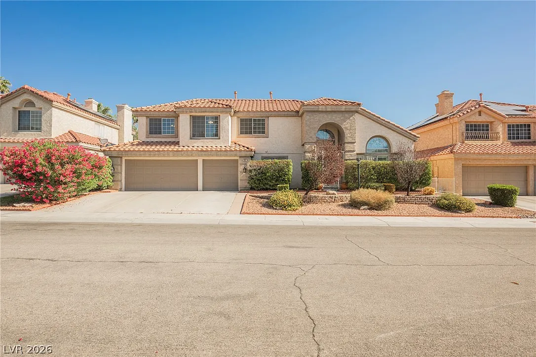 3 bed, 2.5 bath, 2663 sqft, $2,855 — Photo 1